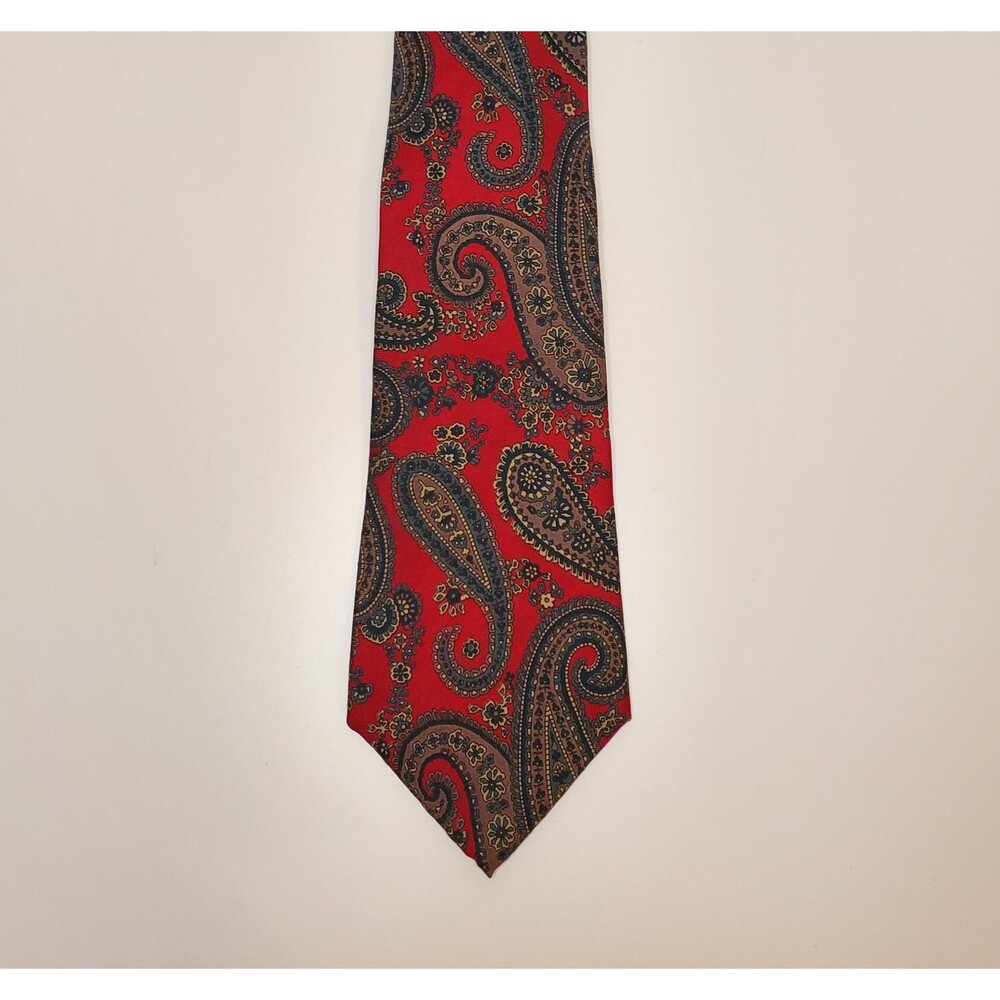 Carl Michaels Red Paisley Italian Silk Twill Tie Men's Necktie